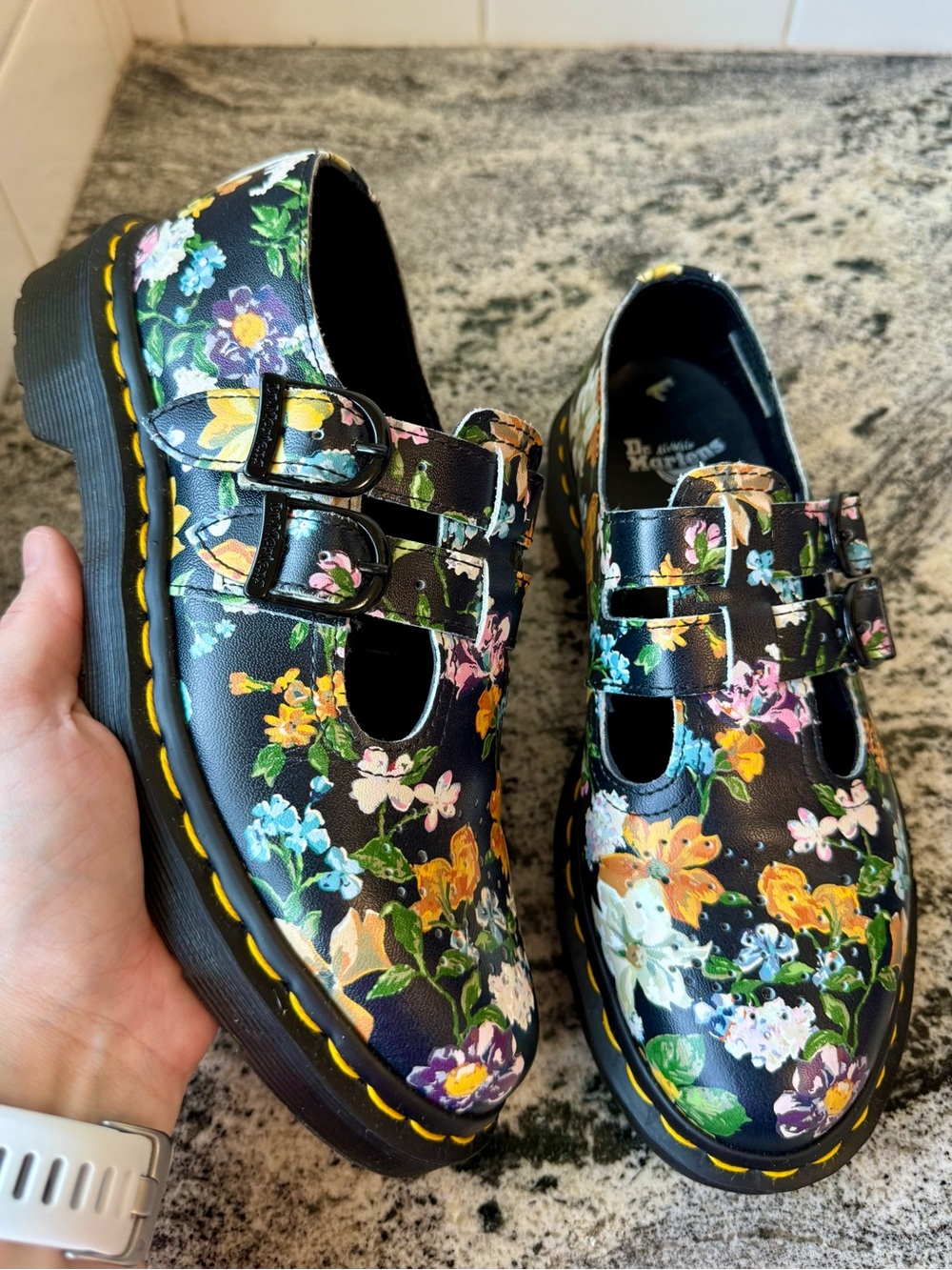 Dr. Martens 8065 Darcy Floral Double Strap T-Bar Mary Jane L 6 Like New